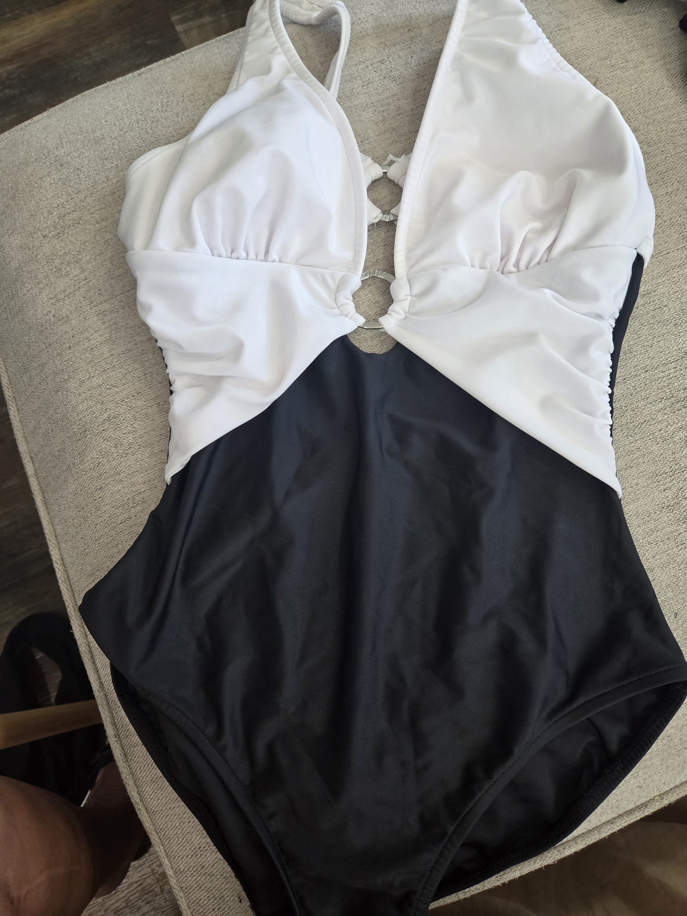VENUS White and Black Front-Ring Swim One-Piece